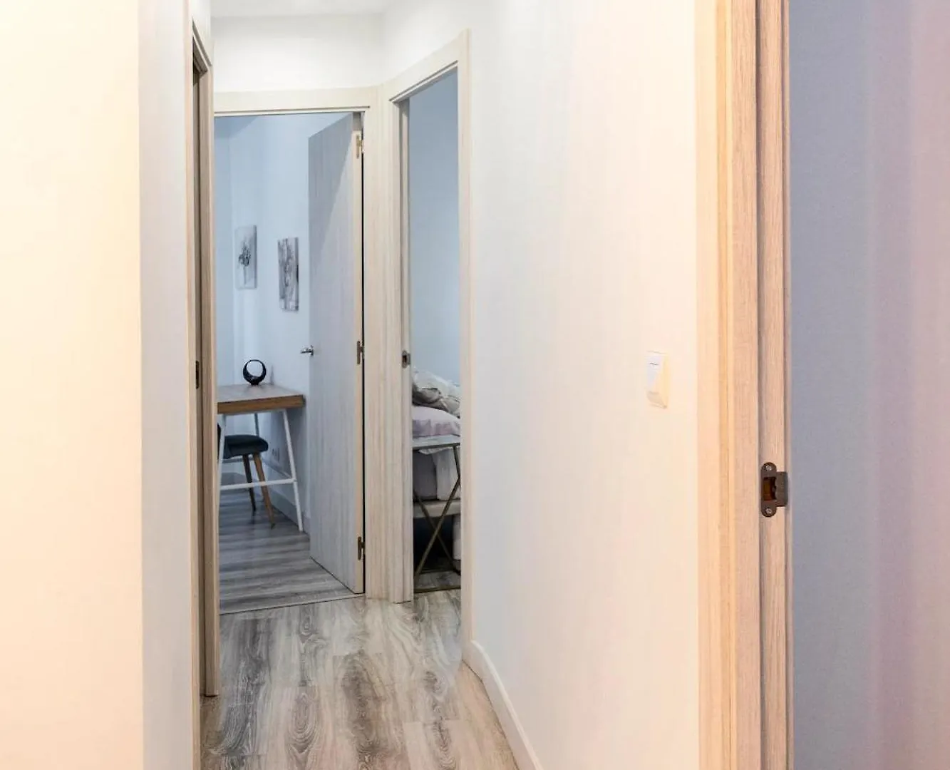 Amplio, Luminoso Y Moderno Cerca Del Casco Viejo Appartement Bilbao Spanje